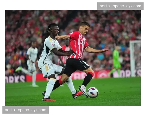 帕雷霍西甲出场数达551场，超越劳尔升至历史第五